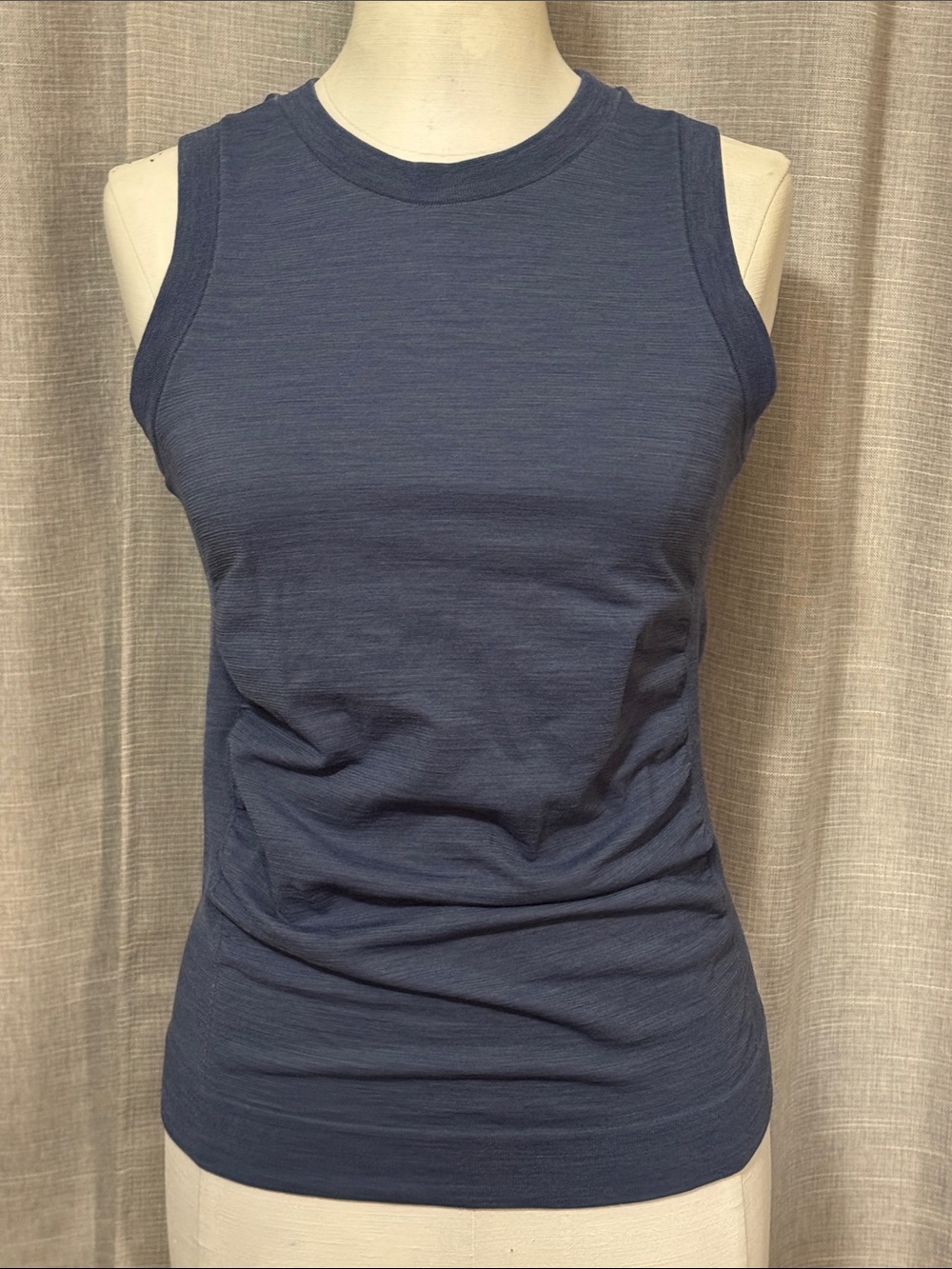 Athleta Foresthill Ascent Seamless Tank-S-Slate Blue-Fitted-Ruched-Wool Blend